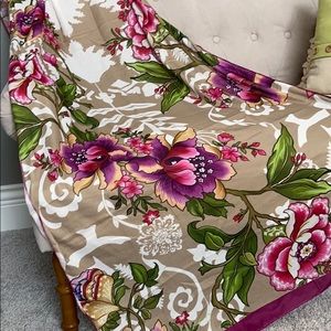 NWT sana safinaz free size shwal